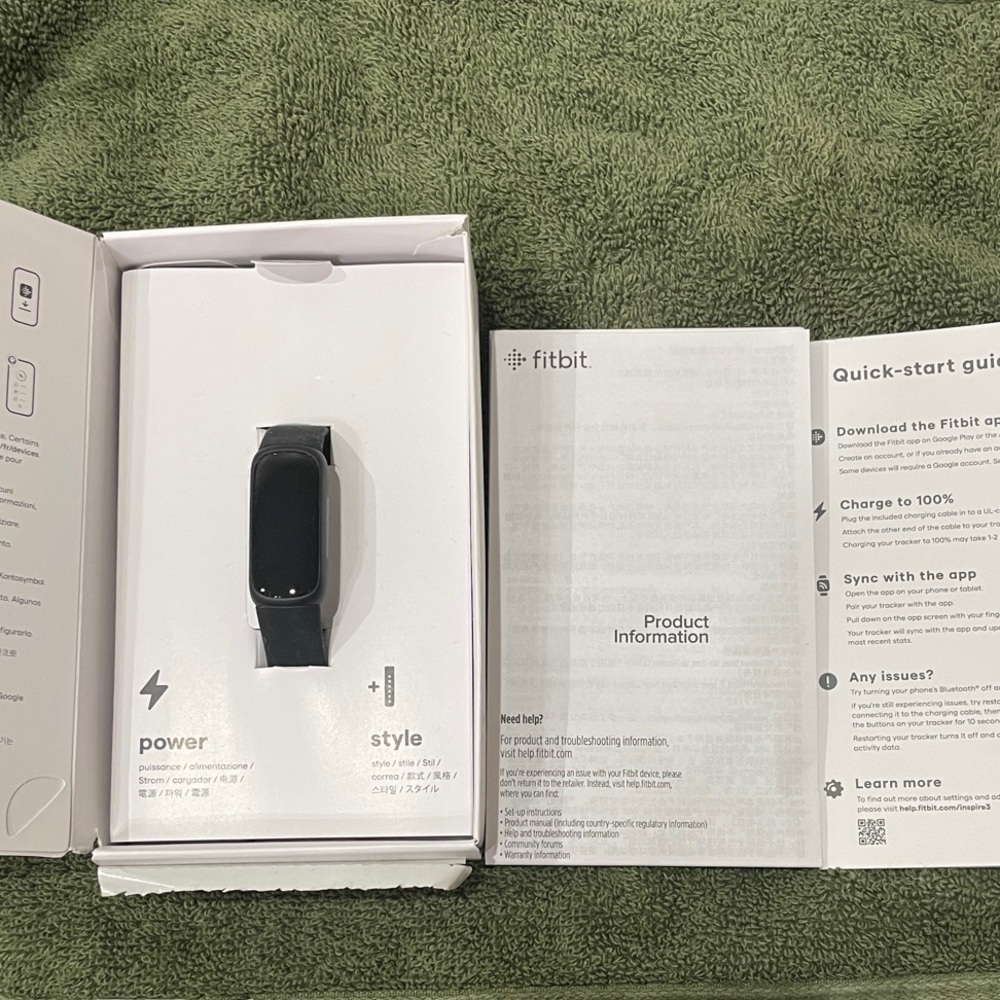 Fitbit inspire 3 brand new in box with charger and style band
